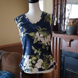Floral Navy Sleeveless Top